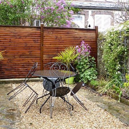 Parfait Pour Les Amoureux De La Nature: Maison 2 Chambres Avec Jardin, Proche Foret Et Chateau - Fr-1-581-74 Senonches Kültér fotó